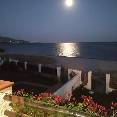 In Front Of The - La Terrazza Sul Mare Flumini di Quartu