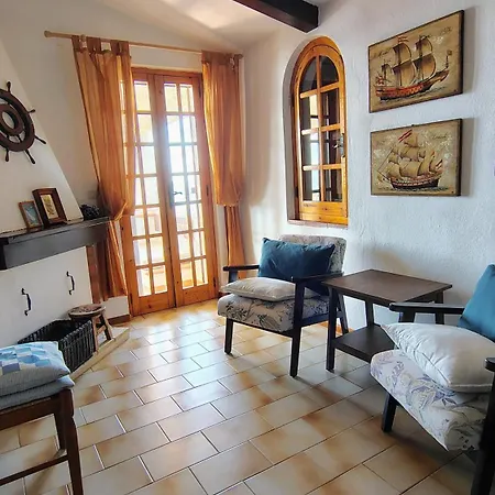 In Front Of The - La Terrazza Sul Mare Apartment *