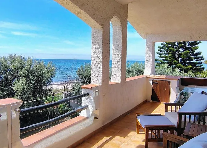 In Front Of The - La Terrazza Sul Mare Apartamento Flumini di Quartu